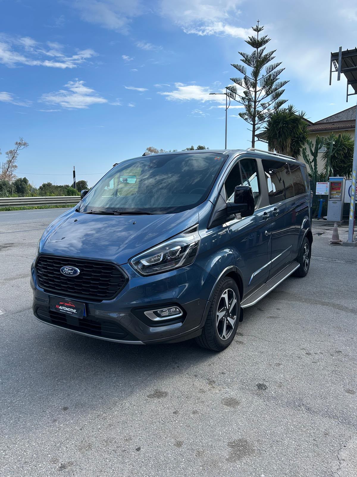 FORD TOURNEO CUSTOM